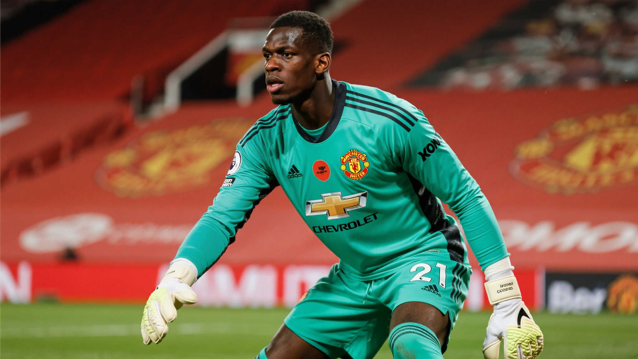 奥纳纳决心留守曼联,力证自身实力给阿莫林看 对于任何一名职业球员而言,坚持和奋斗是成就辉煌的重